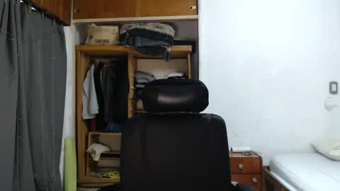 Alexander online show from April 17, 7:05 pm