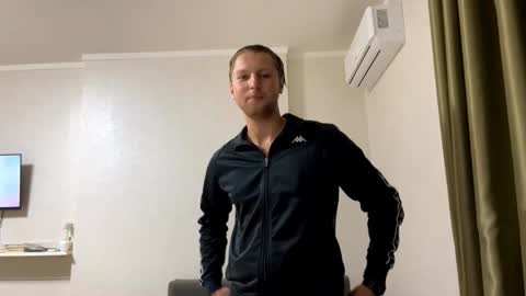 Snapshot of alexs_bugatti chatting on October 23, 8:12 pm Alex online show from October 23, 8:12 pm