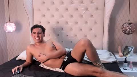 Alexsavage  online show from March 2, 7:41 pm