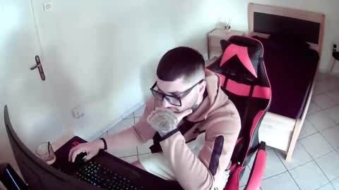 alexthepro00 online show from January 13, 12:20 pm