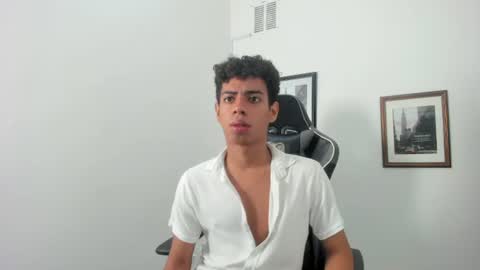 alexx_cum18 online show from July 20, 3:36 pm