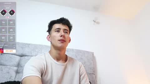 Alex online show from December 3, 11:46 pm