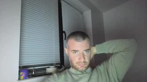 alfiesolomons87 online show from February 22, 7:21 pm