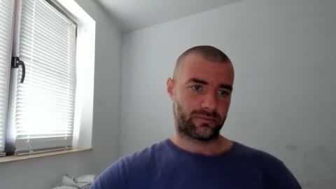 alfiesolomons87 online show from October 29, 9:45 am