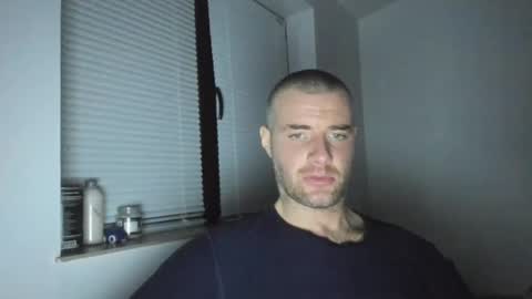 alfiesolomons87 online show from January 31, 8:33 pm