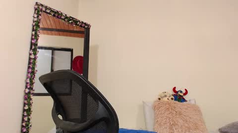 Snapshot of aliceusher_1 chatting on January 26, 2:41 pm J Ruiz online show from January 26, 2:41 pm