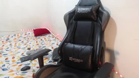 Alid 17 online show from December 10, 10:49 pm