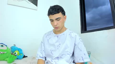 Allex online show from December 6, 10:52 pm