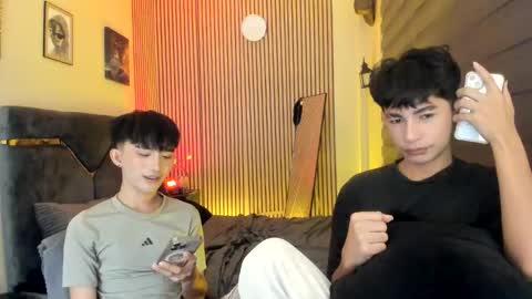 kim and josh online show from September 17, 2:40 pm