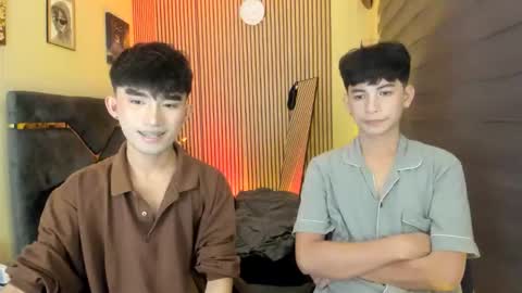 kim and josh online show from September 16, 1:23 pm