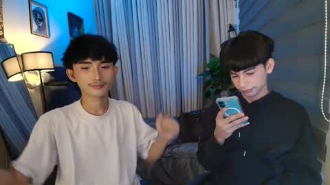 kim and josh online show from January 7, 10:15 pm