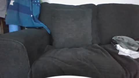 almadestrozada online show from January 4, 2:25 pm