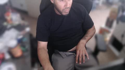 simplyfaded online show from December 8, 8:25 pm