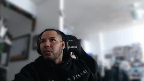 simplyfaded online show from February 27, 3:07 am