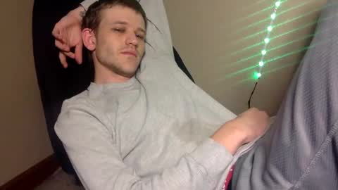 Snapshot of alongwhitedick chatting on September 17, 5:41 am ALongwhitedick online show from September 17, 5:41 am