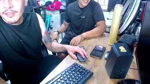 alpha_latino777 online show from January 11, 9:18 pm