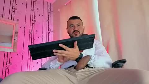 alphadrip online show from October 10, 1:38 pm