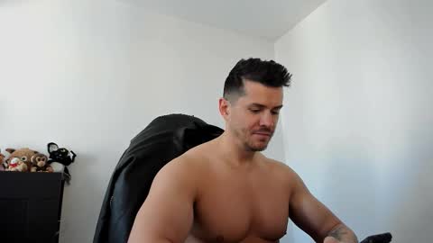 LeatherMaster online show from March 10, 11:05 am