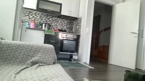 AlphAndre online show from December 22, 9:00 am