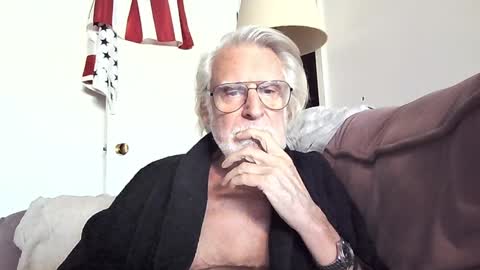 AlphaUniform online show from January 11, 5:29 pm