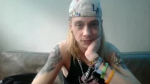 altboy010 online show from February 19, 3:19 pm