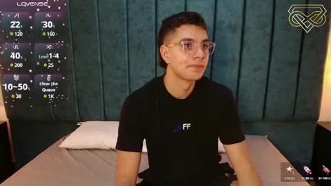 Amadeo Wild online show from December 21, 6:23 pm