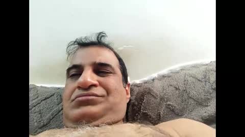 amajeedf1979 online show from October 25, 8:49 am