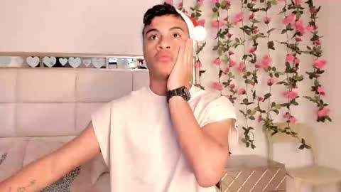 AMILCAR online show from December 2, 1:00 pm