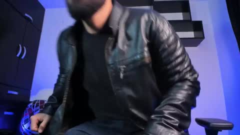 Amir online show from March 6, 10:52 am