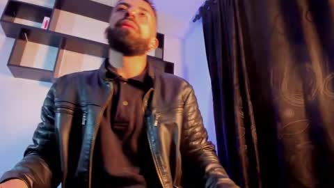 Amir online show from March 7, 11:18 am