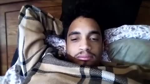 Snapshot of an377432 chatting on March 1, 6:11 pm an377432 online show from March 1, 6:11 pm