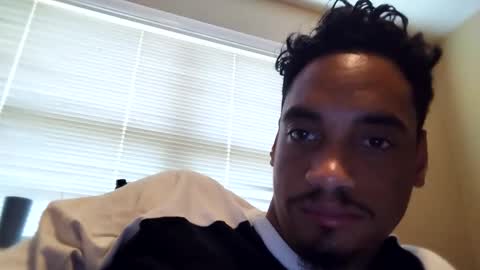 Snapshot of an377432 chatting on September 14, 7:16 pm an377432 online show from September 14, 7:16 pm