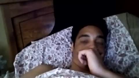 Snapshot of an377432 chatting on March 8, 1:44 pm an377432 online show from March 8, 1:44 pm