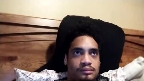 Snapshot of an377432 chatting on March 6, 3:57 am an377432 online show from March 6, 3:57 am