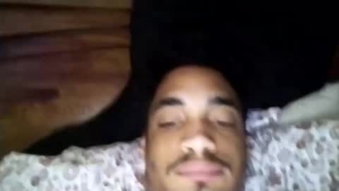 Snapshot of an377432 chatting on March 5, 1:28 pm an377432 online show from March 5, 1:28 pm