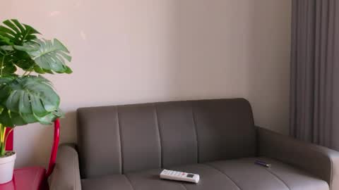 simon online show from April 1, 12:12 am