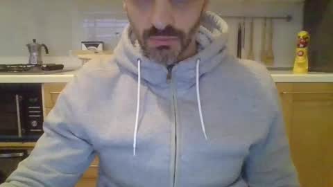 andrea_feetlover online show from February 6, 7:05 am