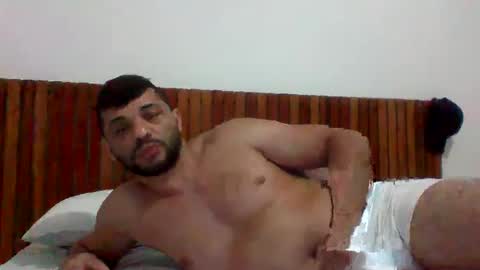 Snapshot of andreloko123 chatting on January 2, 1:38 am andreloko123 online show from January 2, 1:38 am