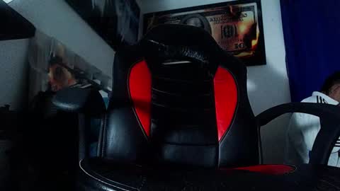 Andrs   o online show from February 3, 2:53 am