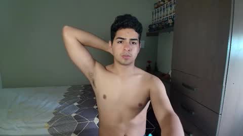 andres_levinee online show from February 18, 8:37 pm