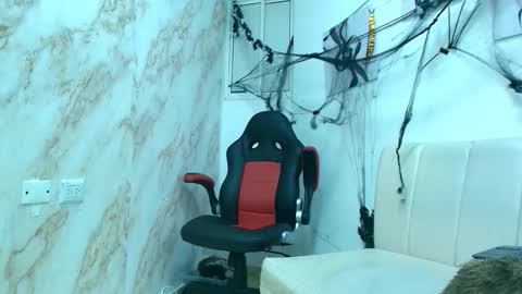 Snapshot of andres_stud chatting on October 23, 6:17 am andres_stud online show from October 23, 6:17 am