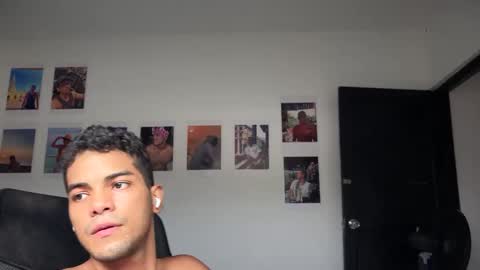 Andres online show from October 8, 7:40 pm
