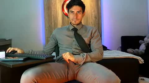 Andrew online show from November 27, 1:09 am