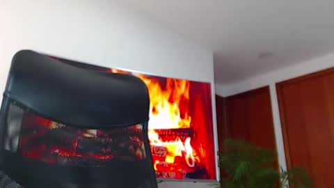 ANDREW WEST online show from December 18, 10:02 pm