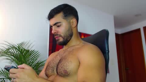 ANDREW WEST online show from December 3, 1:10 pm