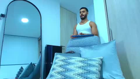 ANDREW WEST online show from September 17, 11:06 pm