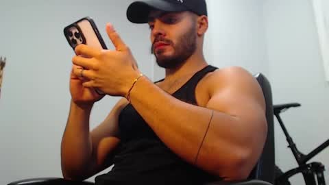 ANDREW WEST online show from January 27, 4:43 pm