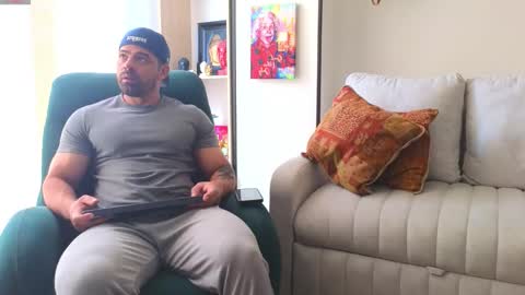 Andrew online show from February 15, 3:09 pm