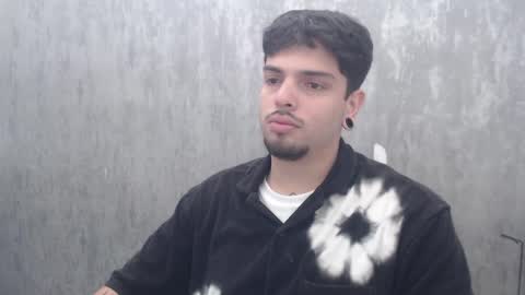 Snapshot of andruwolsom chatting on October 26, 3:14 pm andruwolsom online show from October 26, 3:14 pm
