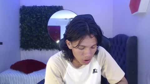 andy_dan1 online show from January 28, 6:17 pm